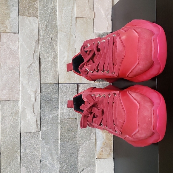 Jimmy Choo’s Dipped Diamond Men's Sneaker - Picture 5 of 12